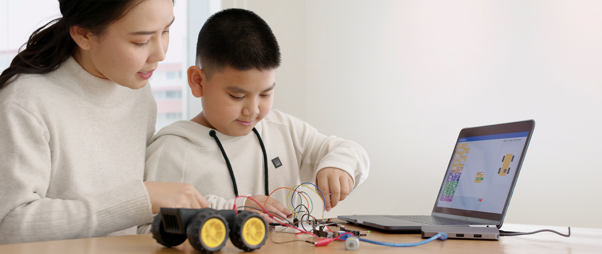 Banner-P11S Young Computer Scientist-Pysics